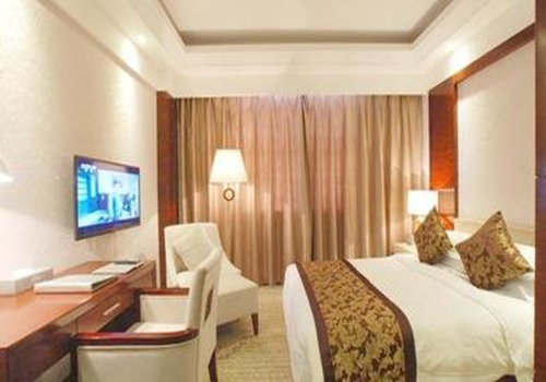 酒店顾客带走房内用品你会怎么处理？