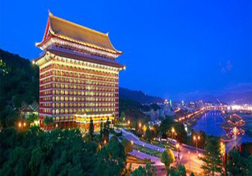 莫干山传奇 -- 裸心堡度假村隆重开业