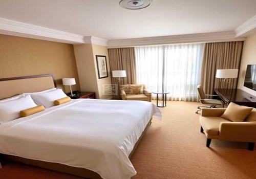 ​酒店业，谁能够在疫情的冲击当中存活下来？