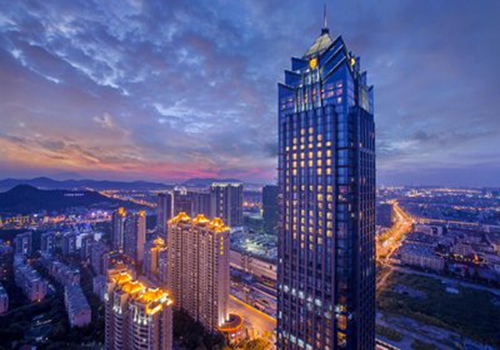 ​现代展示世界上第一家汽车驱动酒店